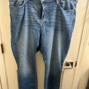 Levi's Mid Rise Straight Leg Blue Jeans